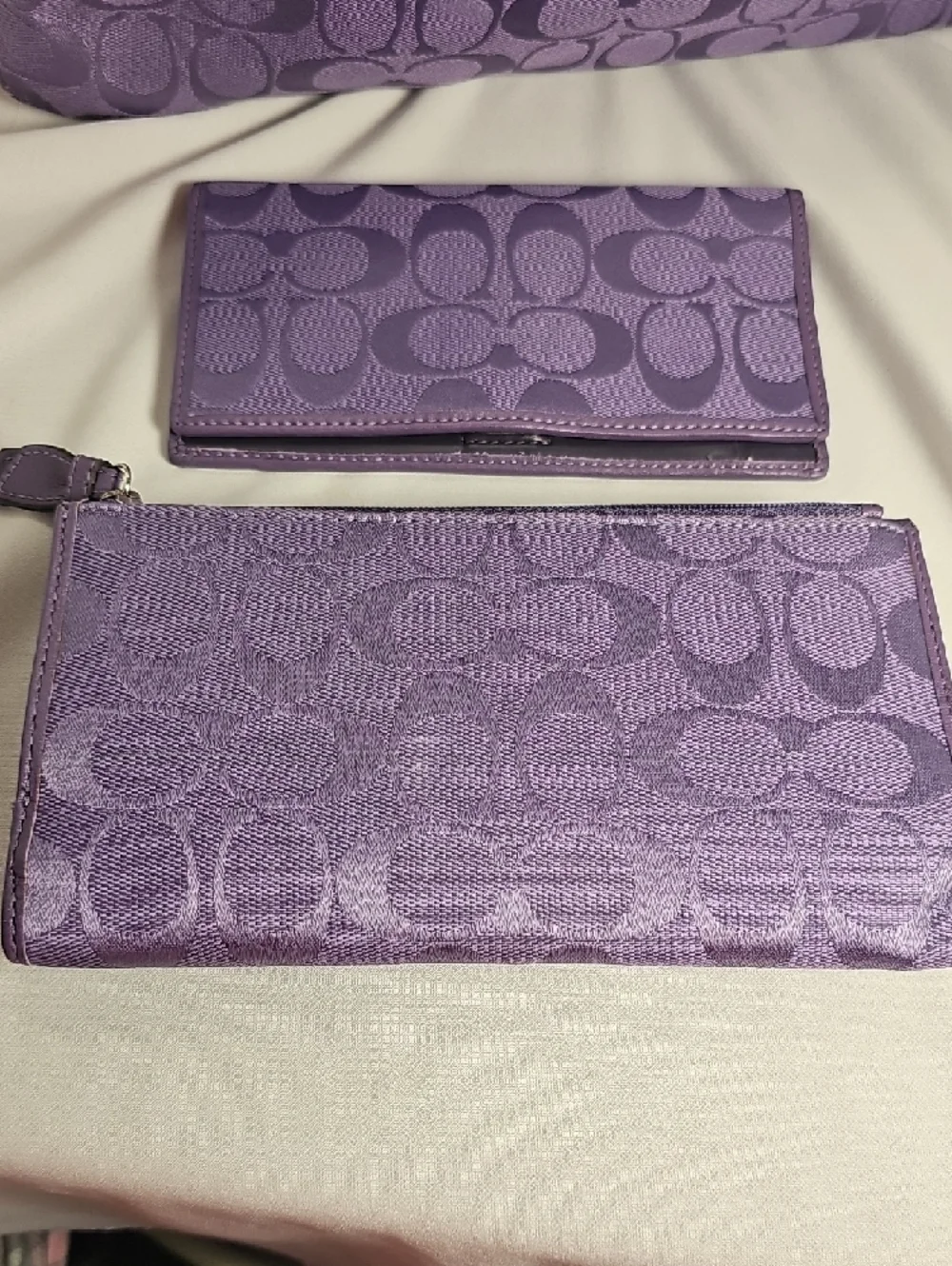 Coach Purple Signature Tote with Matching Wallet and Checkbook Cover - Picture 11 of 16